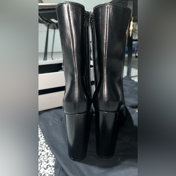 Givenchy G Lock Platform Ankle Boots brand new - Picture 5 of 7